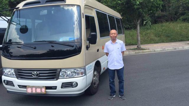 成都豐田考斯特租賃展示圖