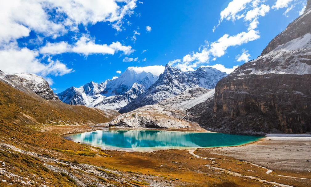 稻城亞丁318川藏線|從成都租車(chē)自駕去的價(jià)格