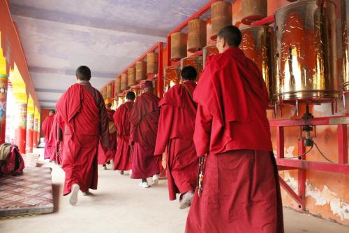 成都去色達租車