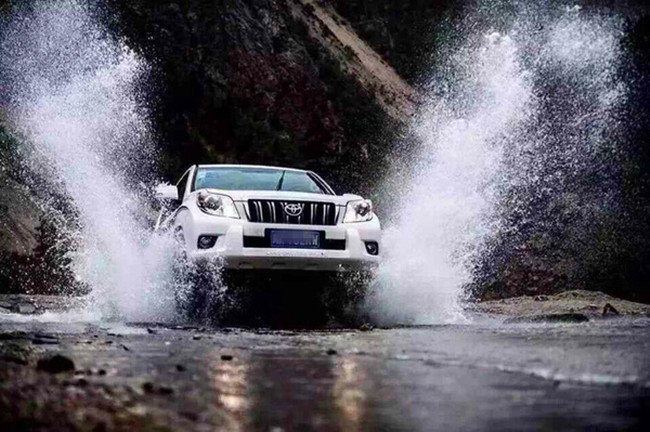 成都旅游租車普拉多