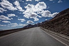 川藏線旅游包車有哪些注意事項呢