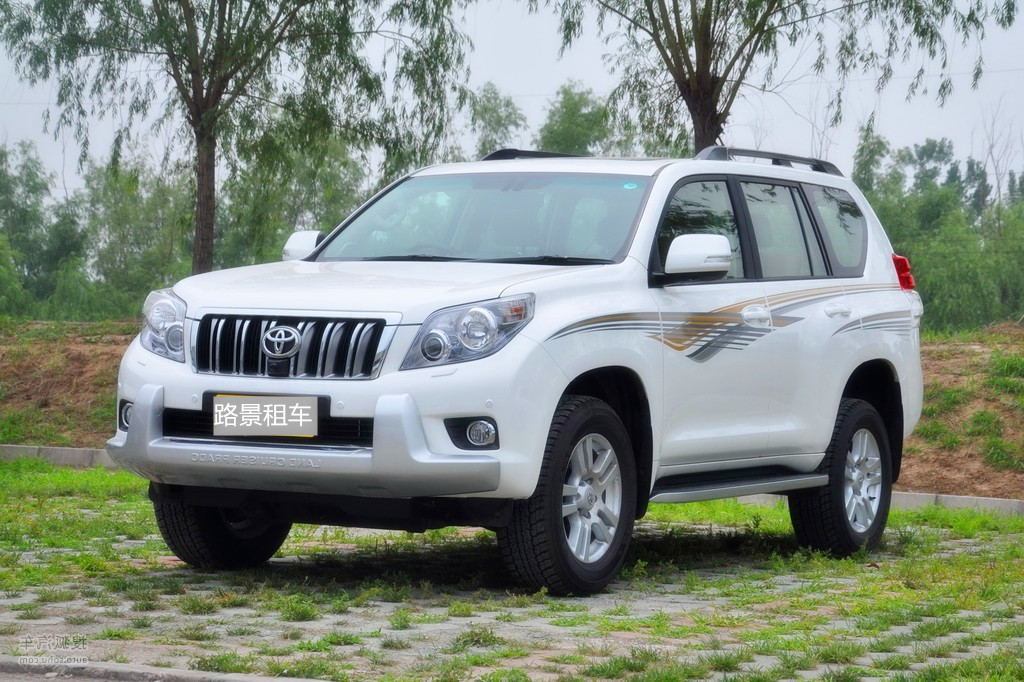 成都包車到稻城費用