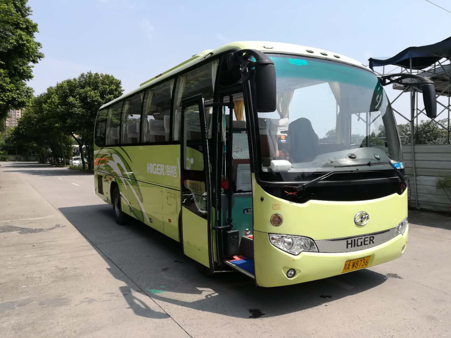 成都租大巴車公司