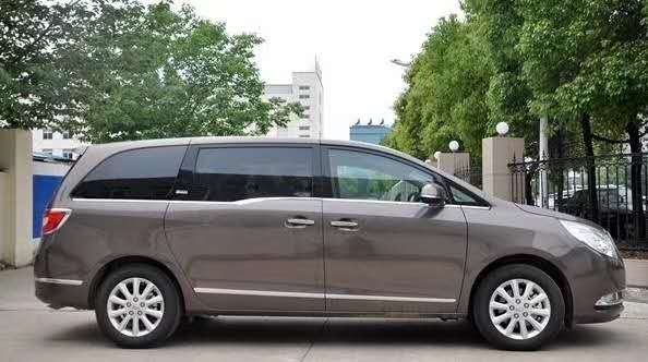 成都租商務車7座多少錢