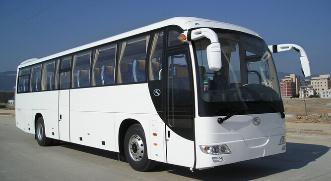 成都租班車價(jià)格貴嗎