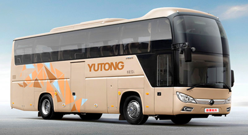 成都租車大巴帶司機多少錢一天