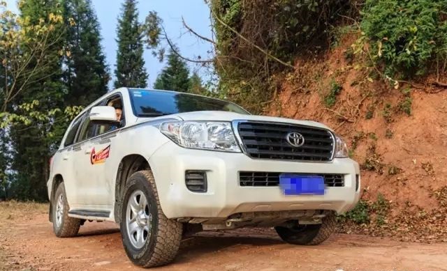 豐田陸地巡洋艦