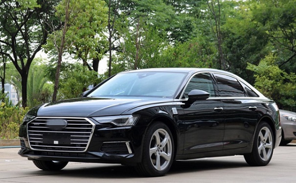 99%的人都不知道的成都租車旅游景點推薦攻略