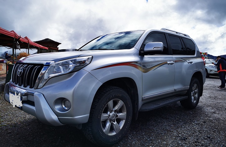 成都租車進藏優(yōu)勢車型普拉多2700有爭議