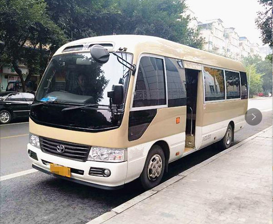 成都哪里有租中巴車