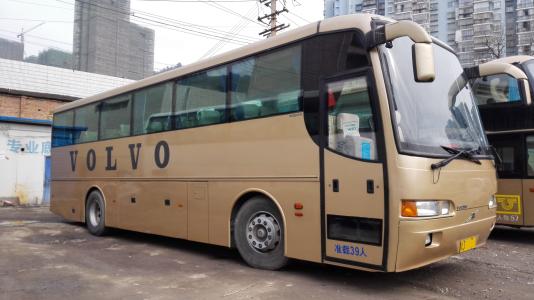 成都大巴包車旅行