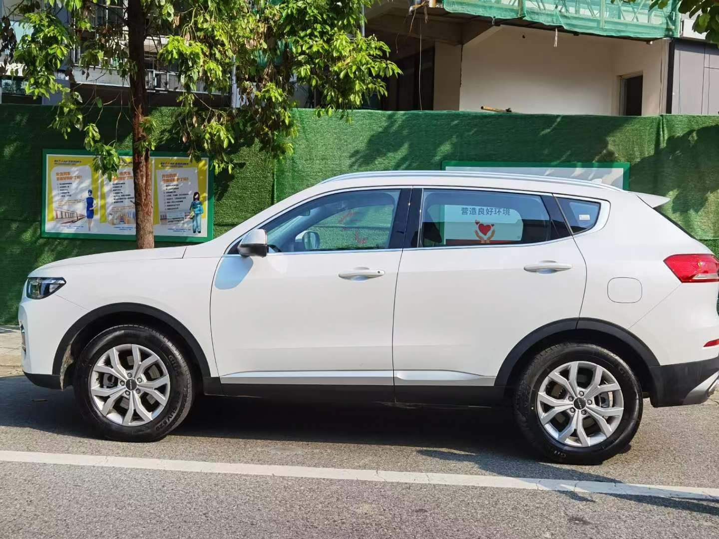 旅游租車自駕游到無人區時，為什么不能睡在車里？