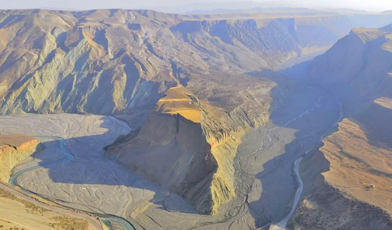 獨(dú)庫公路開通了，租車自駕旅行看美麗風(fēng)景