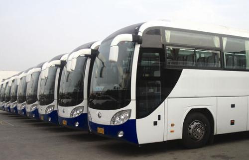 乘客們租大巴車時(shí)需要注意什么？