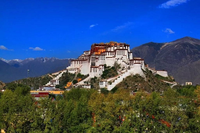 川藏線(xiàn)租車(chē)旅游 川藏線(xiàn)租車(chē)旅游