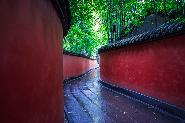 成都市內(nèi)旅游包車