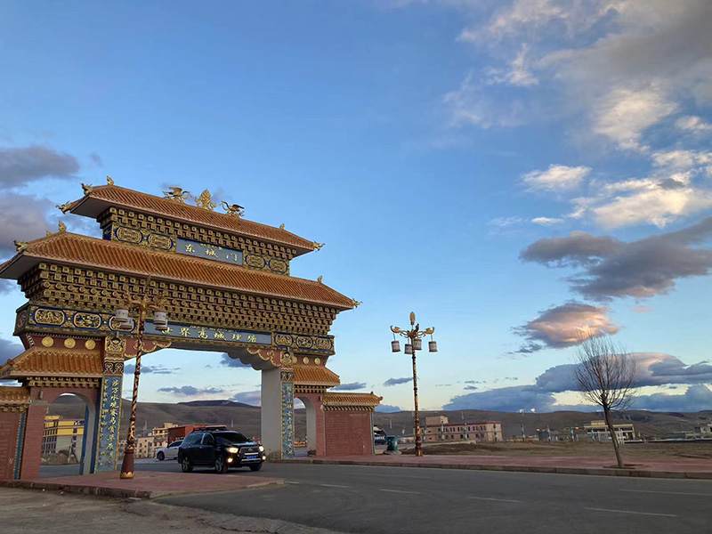 成都旅游租車 成都旅游租車